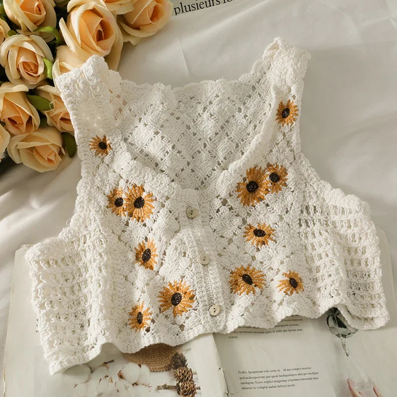 ITOOLIN Summer Women Floral Embroidery Sweet Tank Top Hollow Out Boho Sexy Crop Top Female Buttons Knit Cardigan Tops 2024